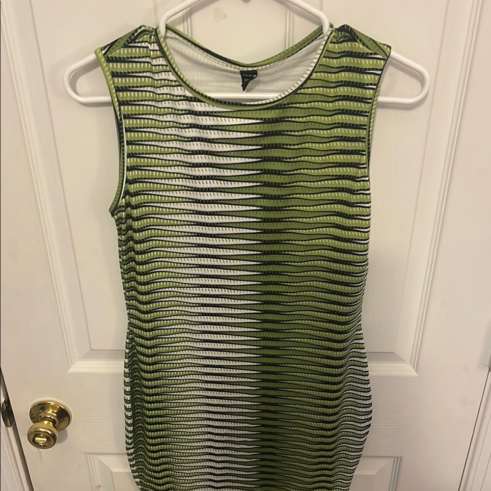 SHEIN Green Cut Out Tank Top